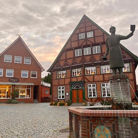 194 Fewo Dat Luetjehuus Mit Dachterrasse Im Ersten Stock Luetjenburg Bagian luar foto
