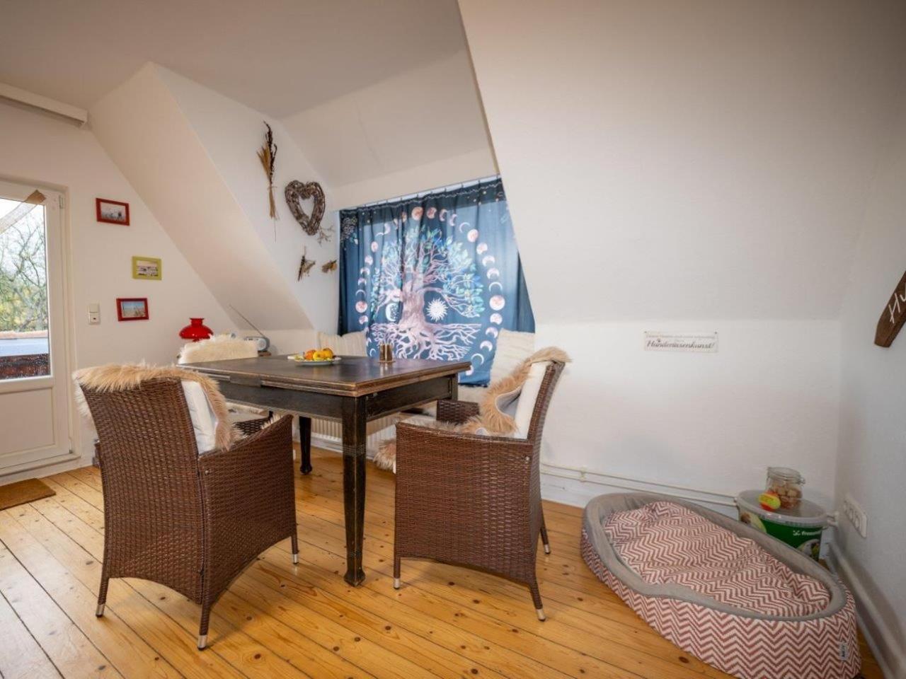 194 Fewo Dat Luetjehuus Mit Dachterrasse Im Ersten Stock Luetjenburg Bagian luar foto
